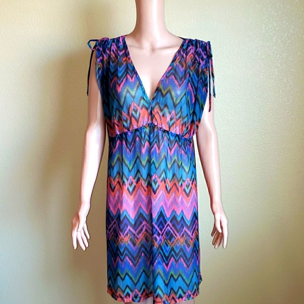 Catalina women's beach cover up